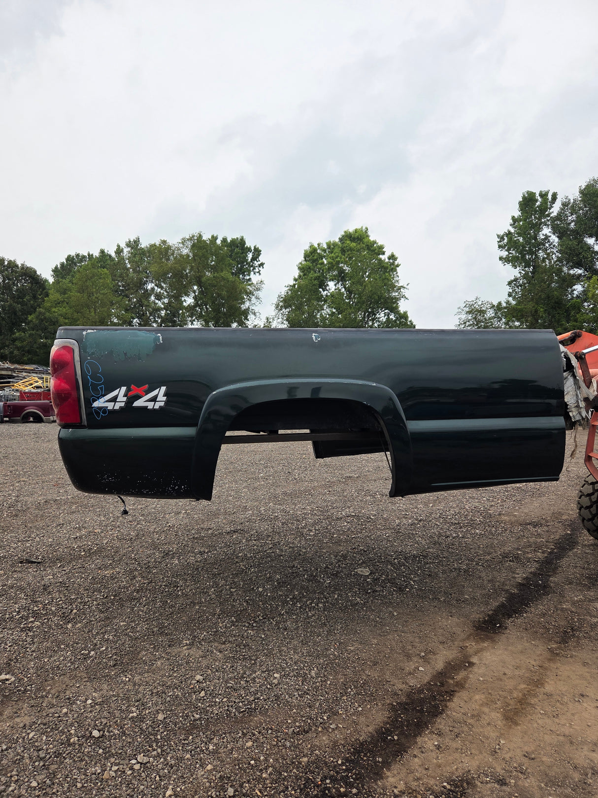 1999-2007 Chevrolet Silverado / GMC Sierra 1500 2500 3500 HD 8' Long Bed Truck Bed