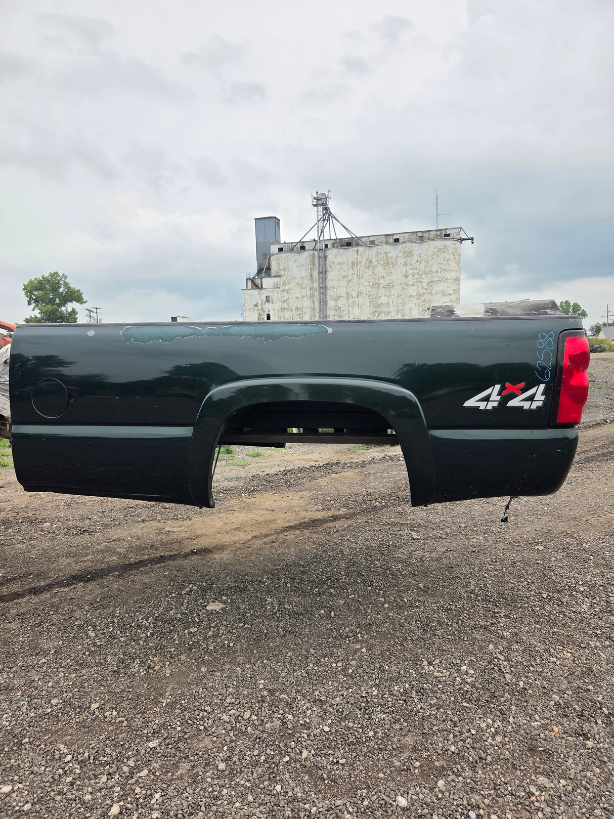 1999-2007 Chevrolet Silverado / GMC Sierra 1500 2500 3500 HD 8' Long Bed Truck Bed
