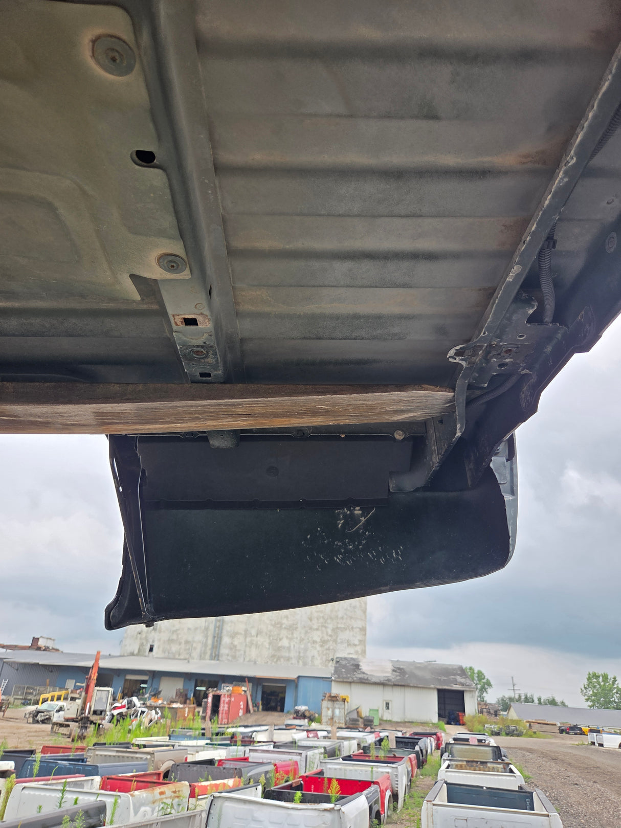 1999-2007 Chevrolet Silverado / GMC Sierra 1500 2500 3500 HD 8' Long Bed Truck Bed
