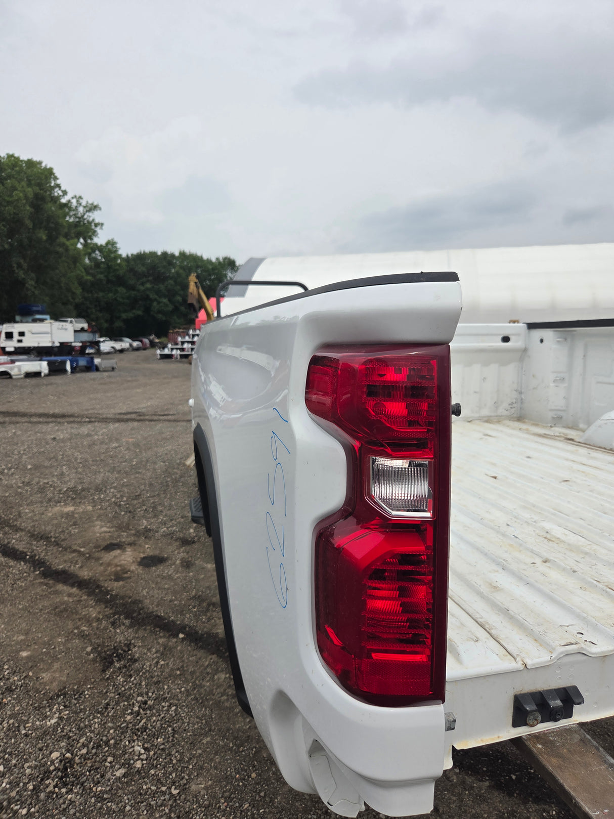 2019-2026 Chevrolet Silverado 2500 3500 HD 6' 6" Short Truck Bed
