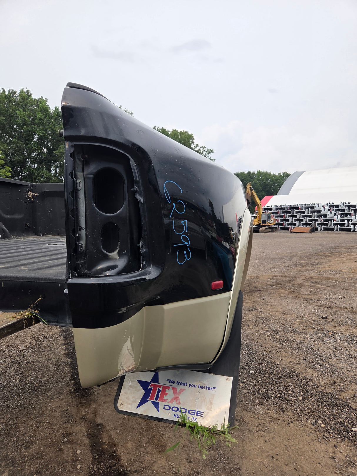 2009-2018 Dodge Ram 3500 4500 4th Gen Mega Cab Short Bed 6' 4" Dually Truck Bed *Damage