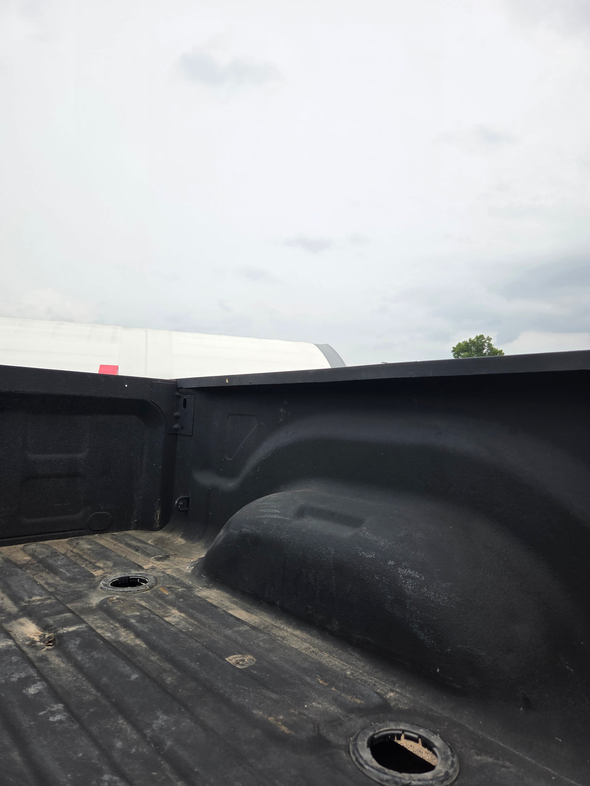 2009-2018 Dodge Ram 3500 4500 4th Gen Mega Cab Short Bed 6' 4" Dually Truck Bed *Damage