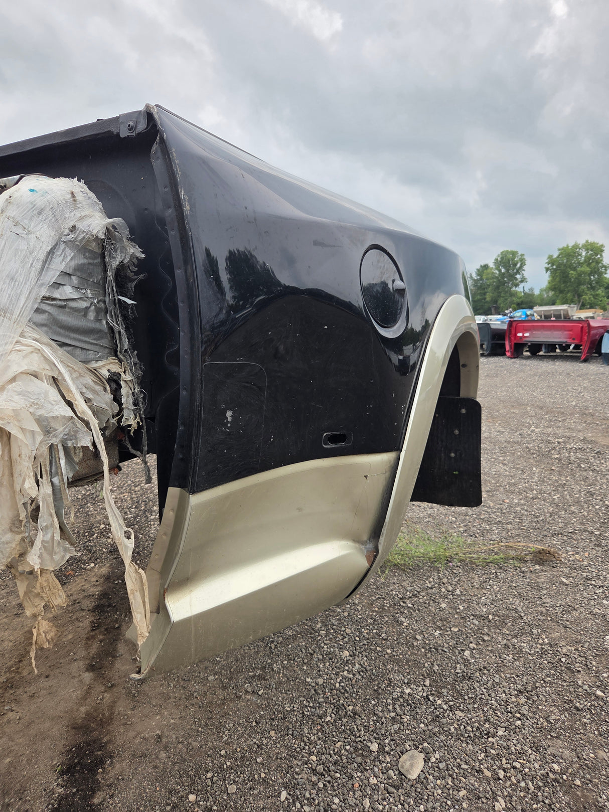 2009-2018 Dodge Ram 3500 4500 4th Gen Mega Cab Short Bed 6' 4" Dually Truck Bed *Damage