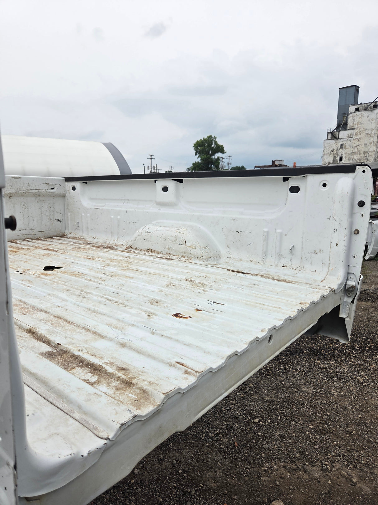 2007-2013 Chevrolet Silverado 1500 2500 3500 HD 8' Long Truck Bed