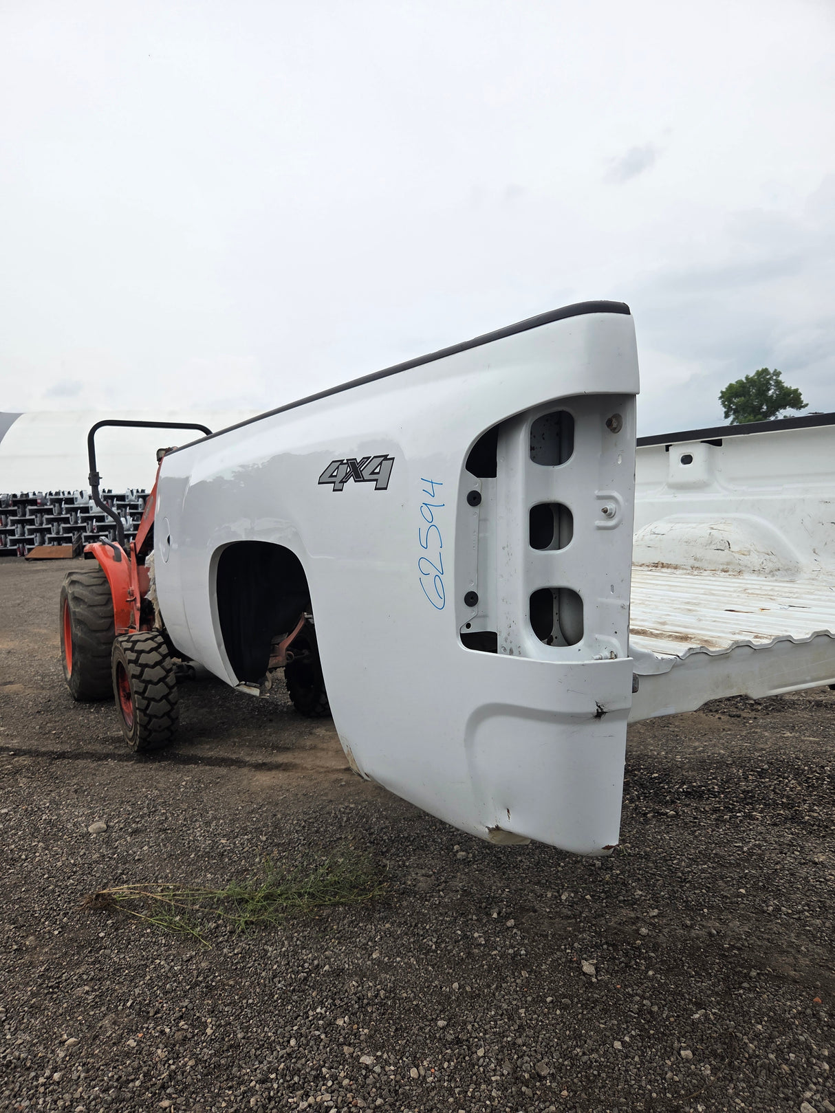 2007-2013 Chevrolet Silverado 1500 2500 3500 HD 8' Long Truck Bed