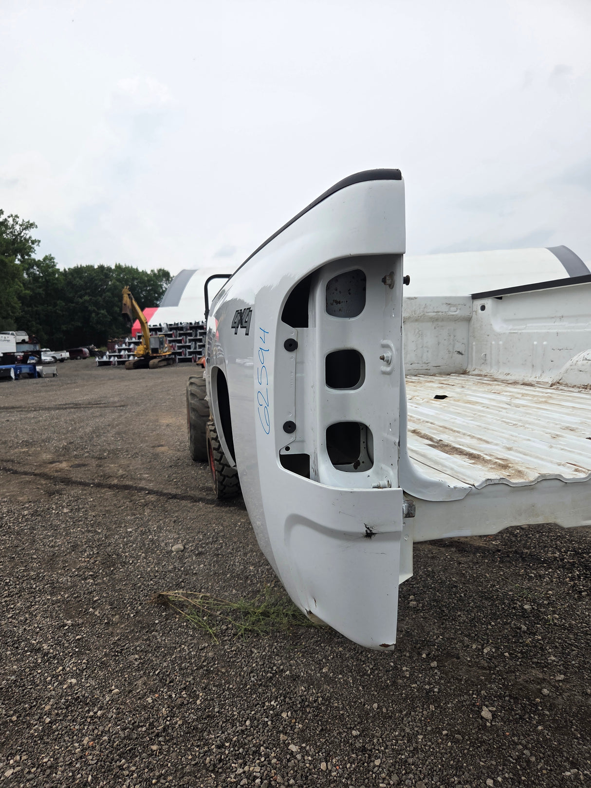 2007-2013 Chevrolet Silverado 1500 2500 3500 HD 8' Long Truck Bed