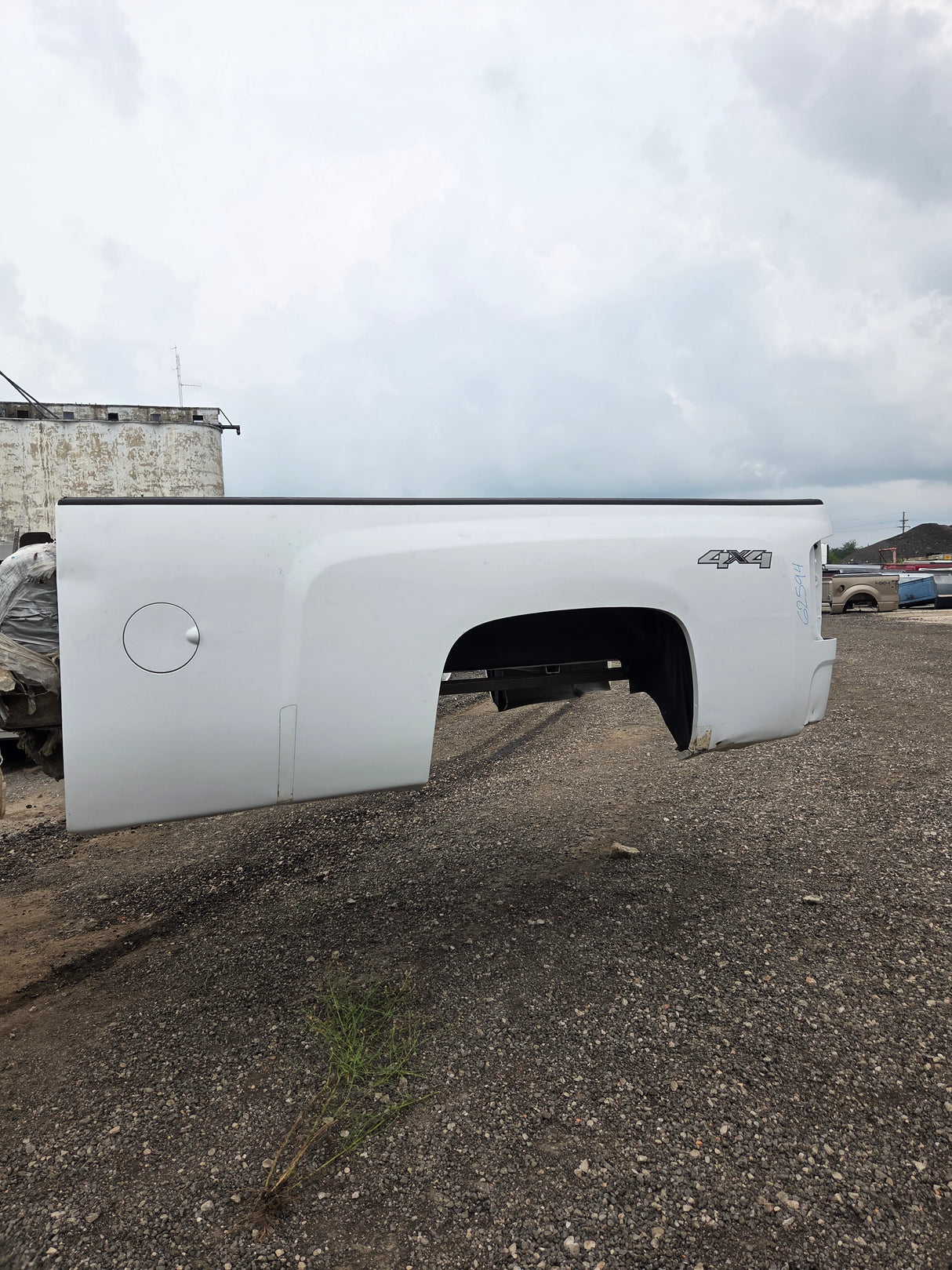 2007-2013 Chevrolet Silverado 1500 2500 3500 HD 8' Long Truck Bed