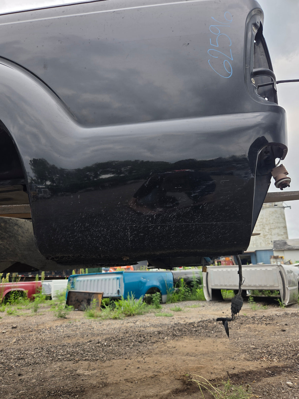 2011-2016 Ford F250 F350 Super Duty 6' 9" Short Truck Bed