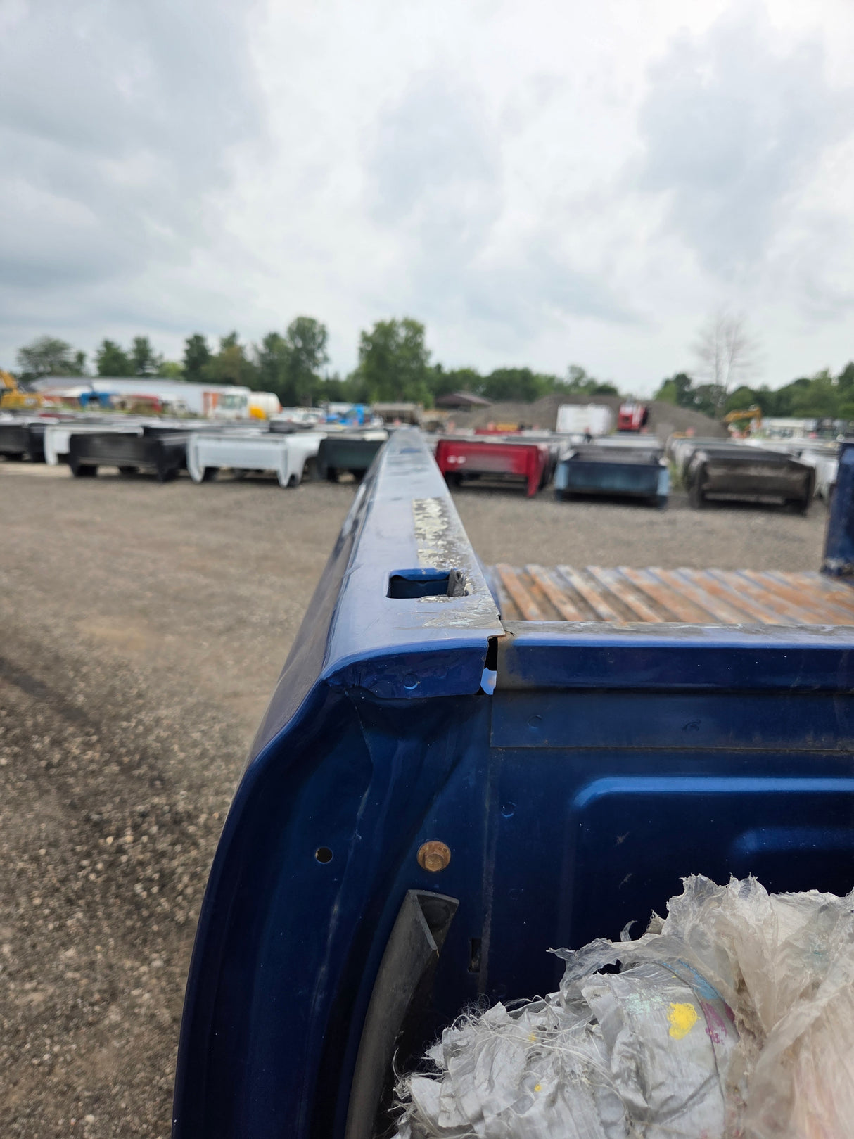 1999-2007 Chevrolet Silverado / GMC Sierra 1500 2500 3500 HD 8' Long Bed Truck Bed