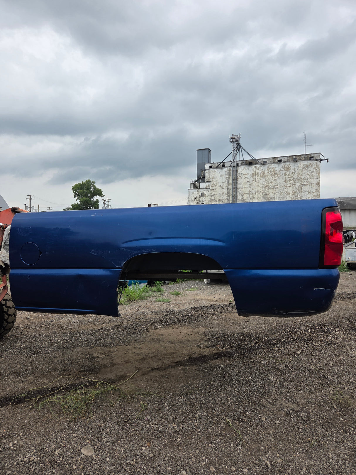 1999-2007 Chevrolet Silverado / GMC Sierra 1500 2500 3500 HD 8' Long Bed Truck Bed