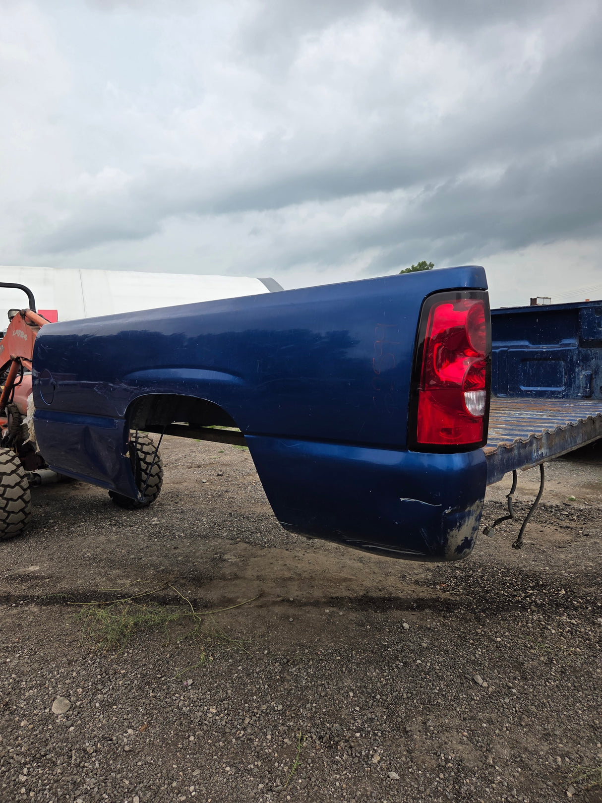 1999-2007 Chevrolet Silverado / GMC Sierra 1500 2500 3500 HD 8' Long Bed Truck Bed