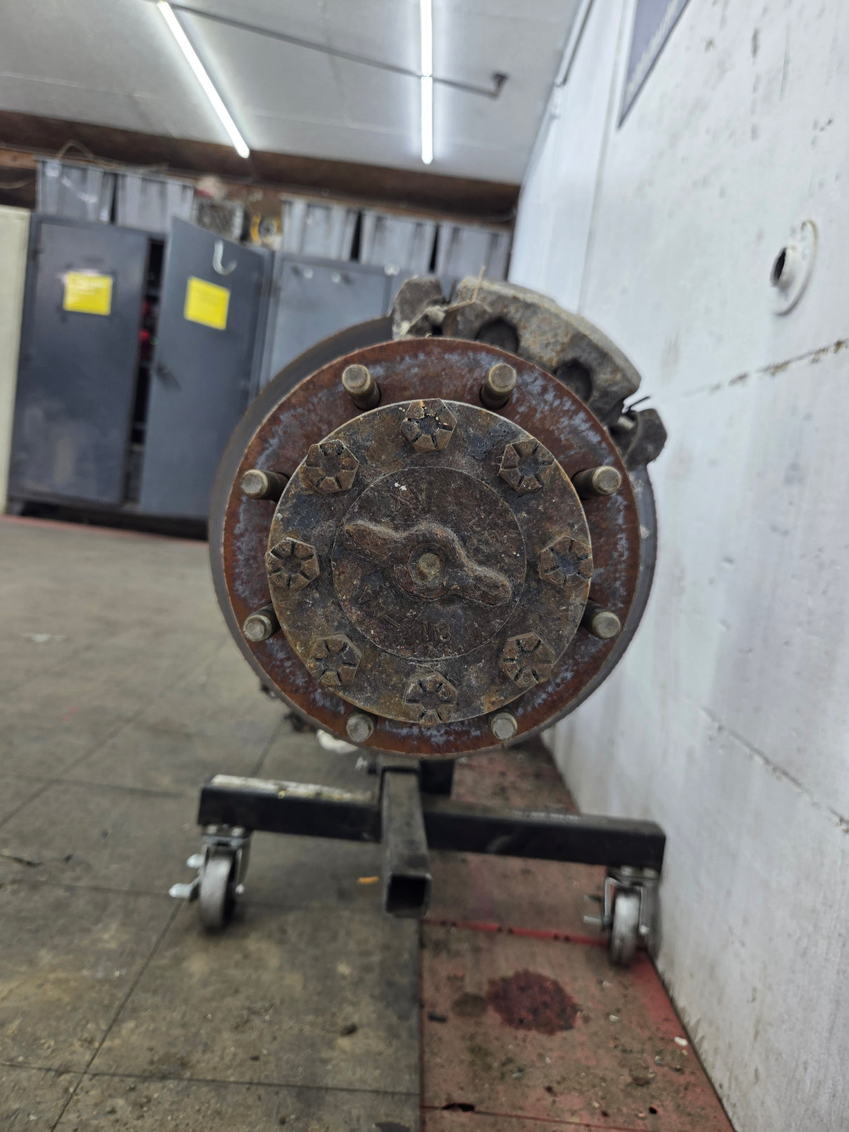 1999-2001 Ford Super Duty F350 Dually Rear Axle 3.73 Gear Ratio CAB CHASSIS 122k miles
