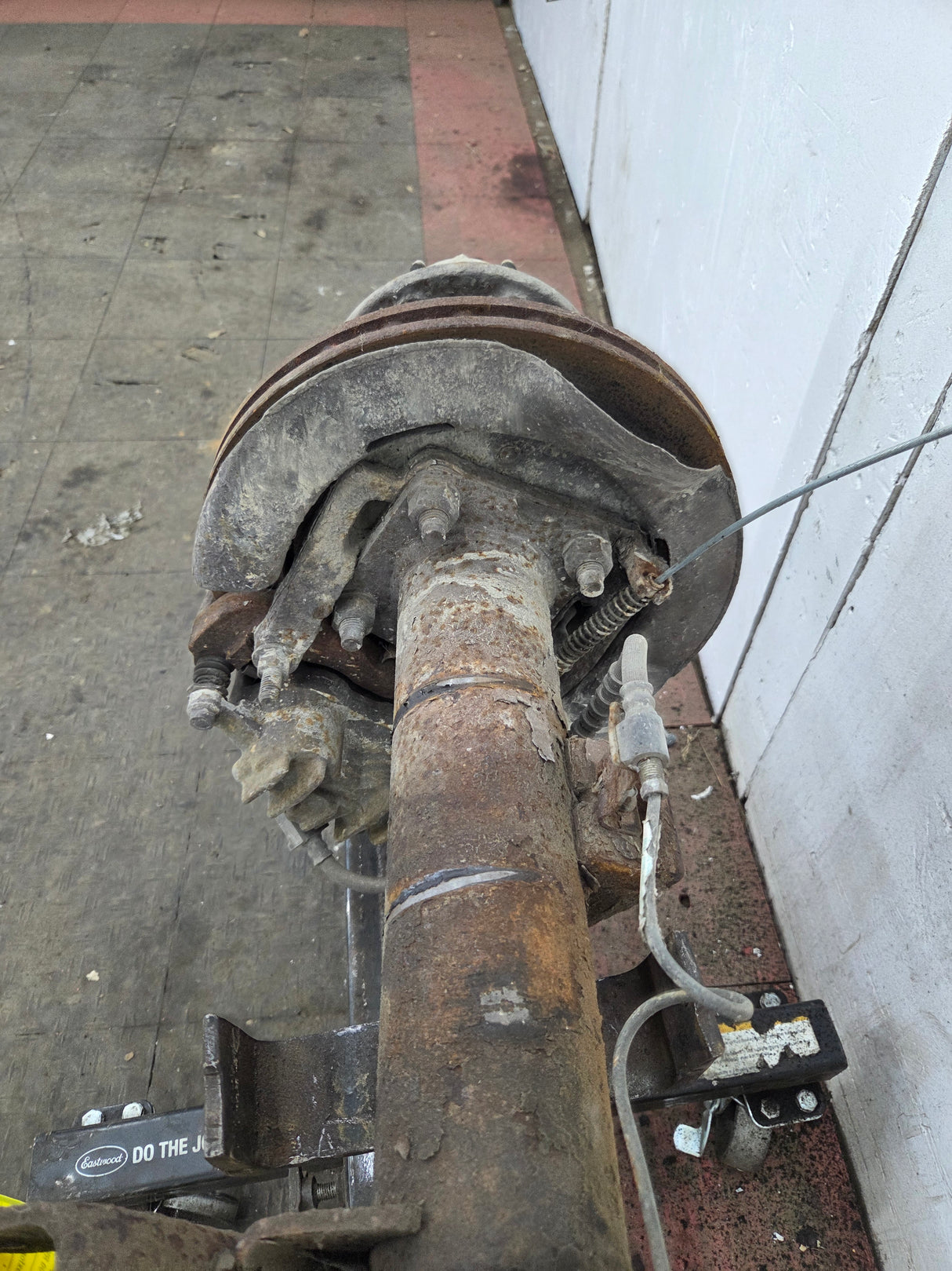 1999-2001 Ford Super Duty F350 Dually Rear Axle 3.73 Gear Ratio CAB CHASSIS 122k miles