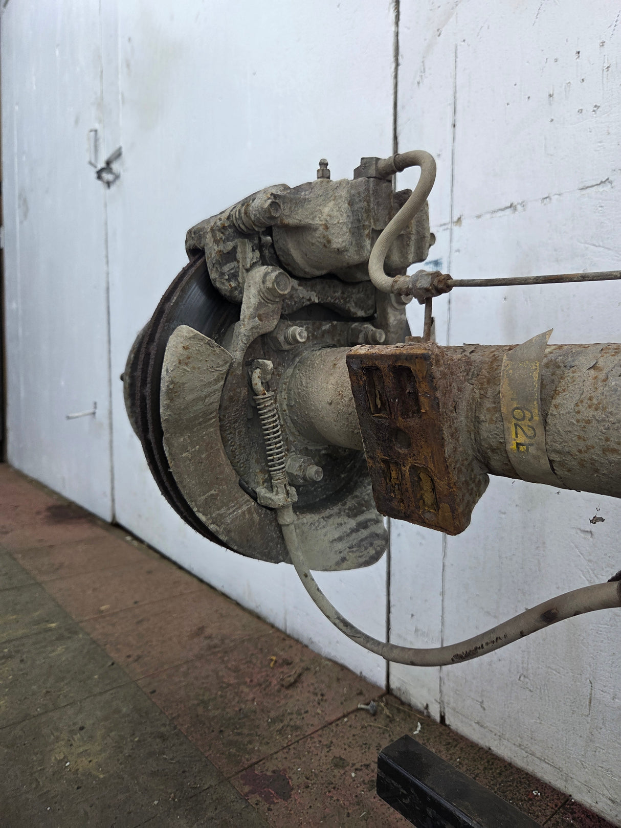 1999-2001 Ford Super Duty F350 Dually Rear Axle 3.73 Gear Ratio CAB CHASSIS 122k miles