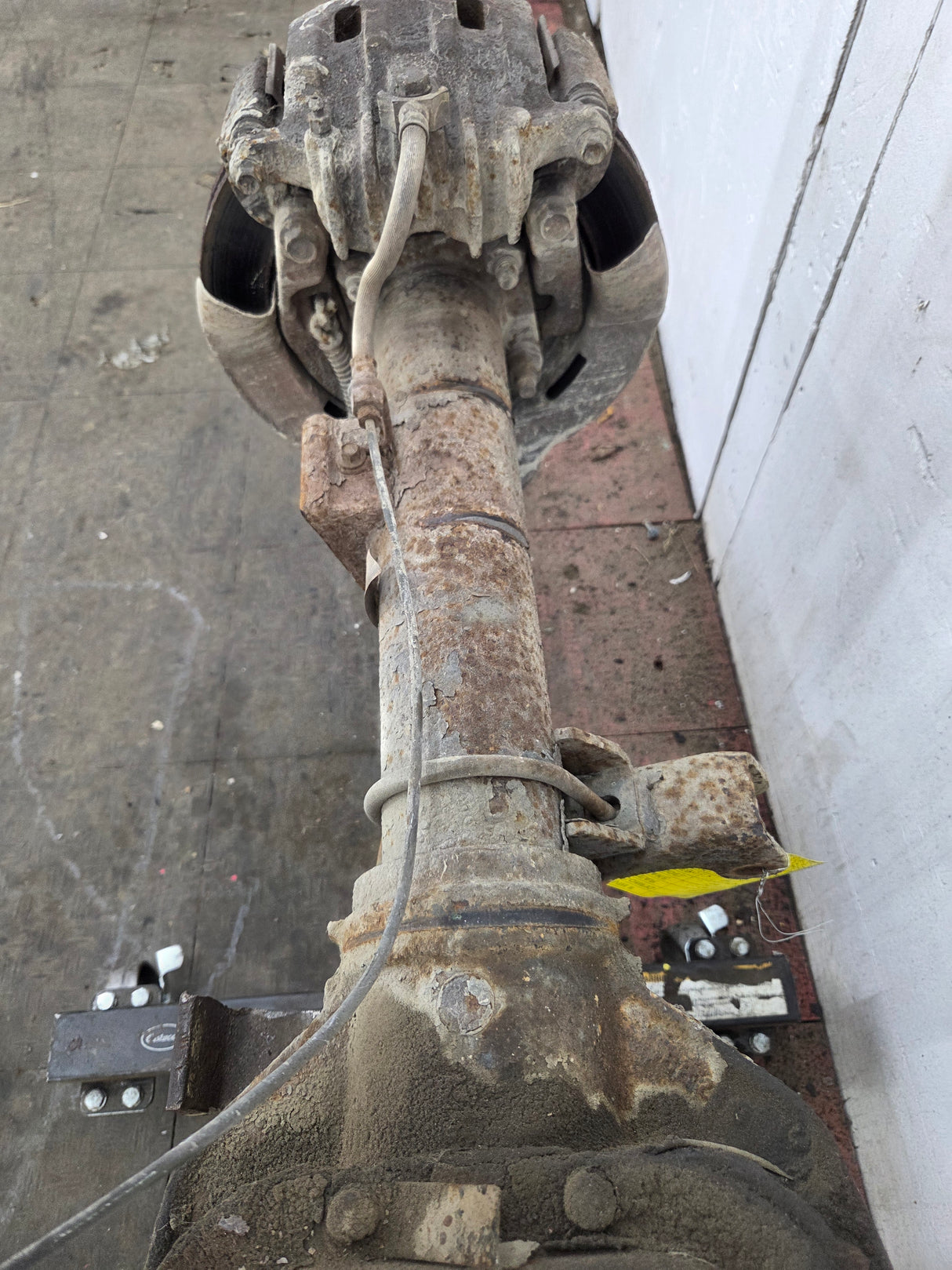 1999-2001 Ford Super Duty F350 Dually Rear Axle 3.73 Gear Ratio CAB CHASSIS 122k miles