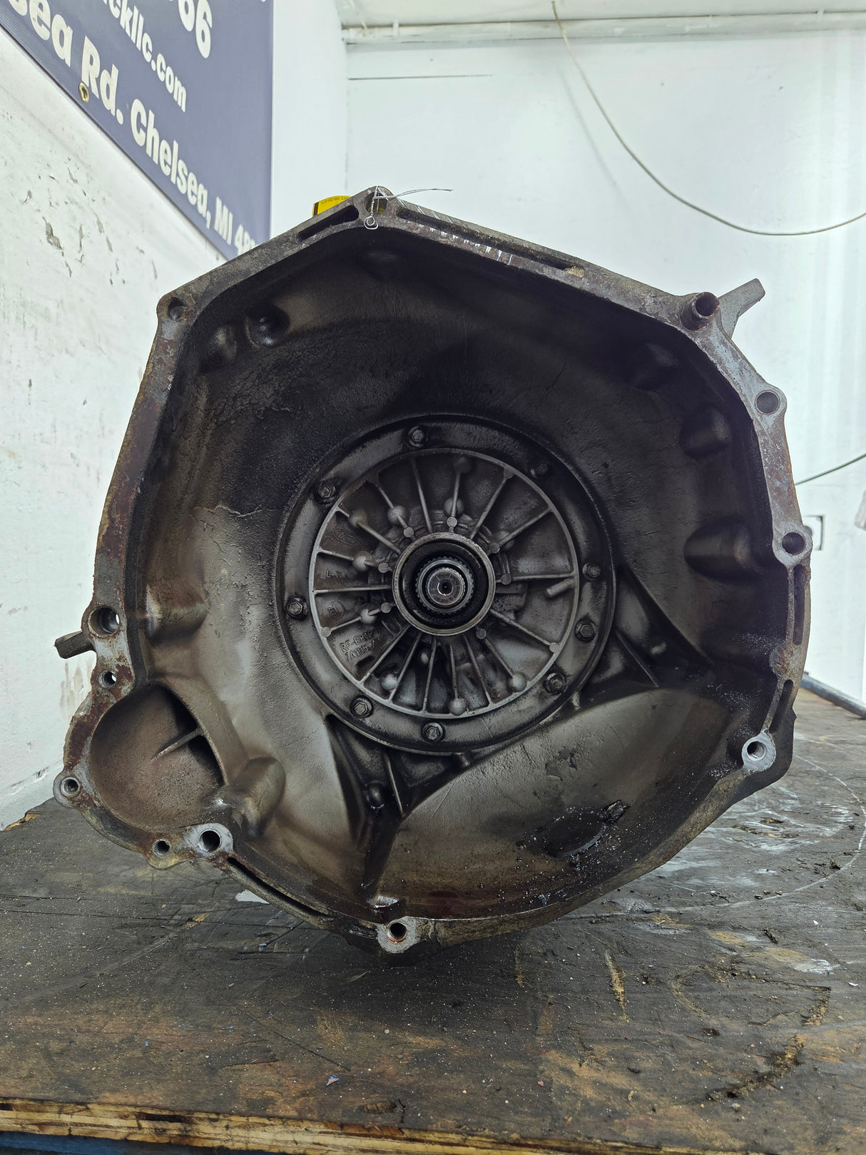 4r100 2wd Automatic Transmission 122k Miles Ford F250 F350 F450 F550 Super Duty 6.8L v10 triton 5.4L v8