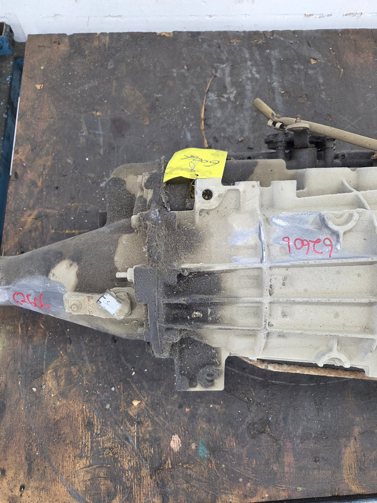 4r100 2wd Automatic Transmission 122k Miles Ford F250 F350 F450 F550 Super Duty 6.8L v10 triton 5.4L v8