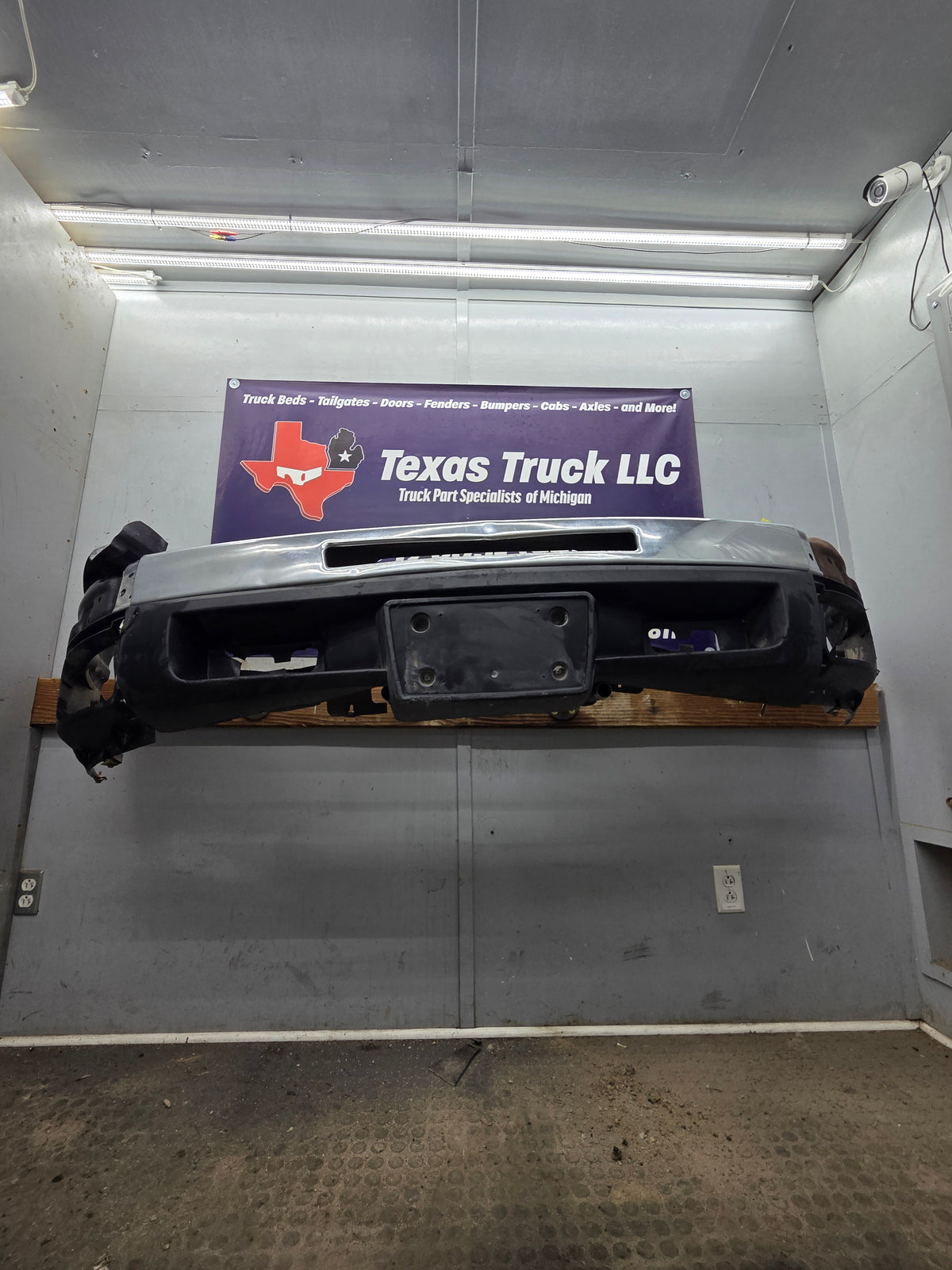 2007-2010 Chevrolet Silverado 2500 3500 HD Front Bumper