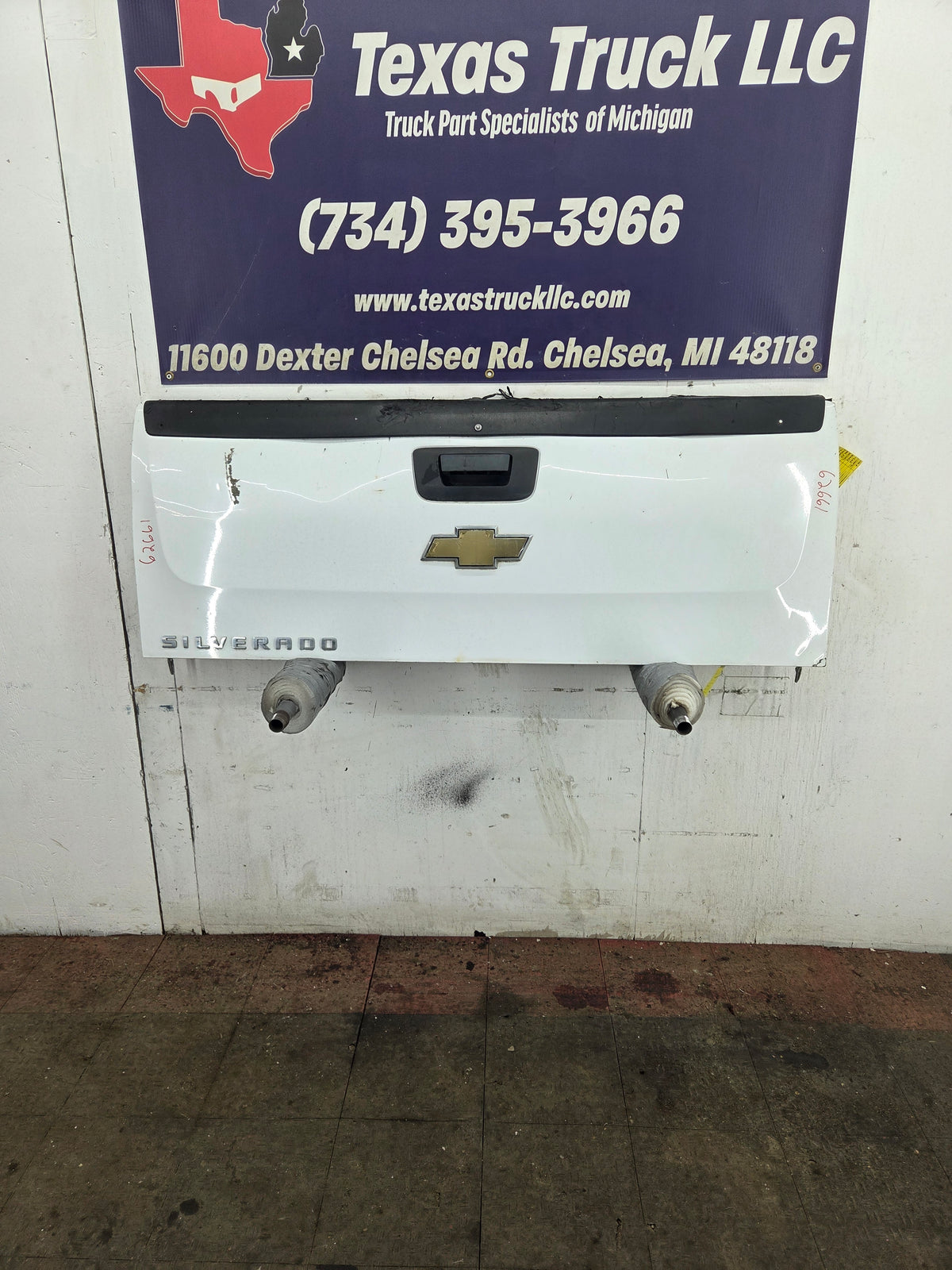 2007-2013 Chevrolet Silverado / GMC Sierra HD Tailgate 1500 2500 3500