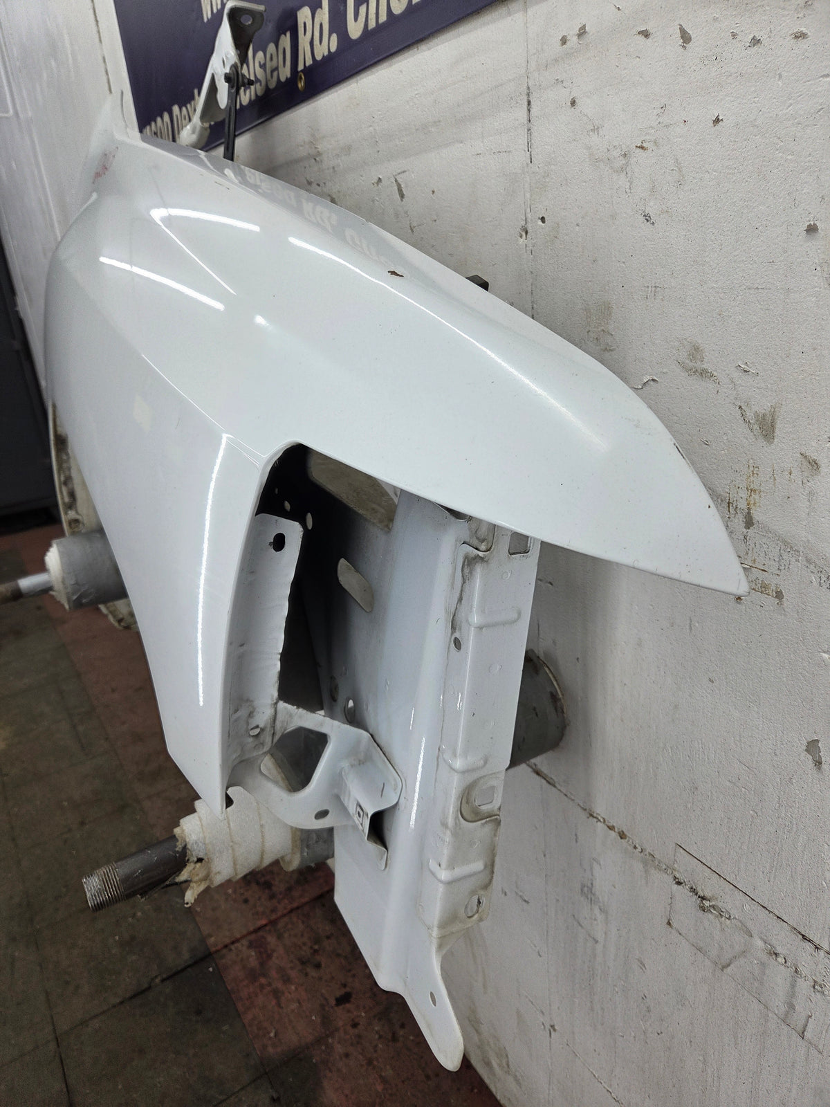 2007-2013 Chevrolet Silverado Passenger Side Front RH Fender 1500 2500 3500 HD