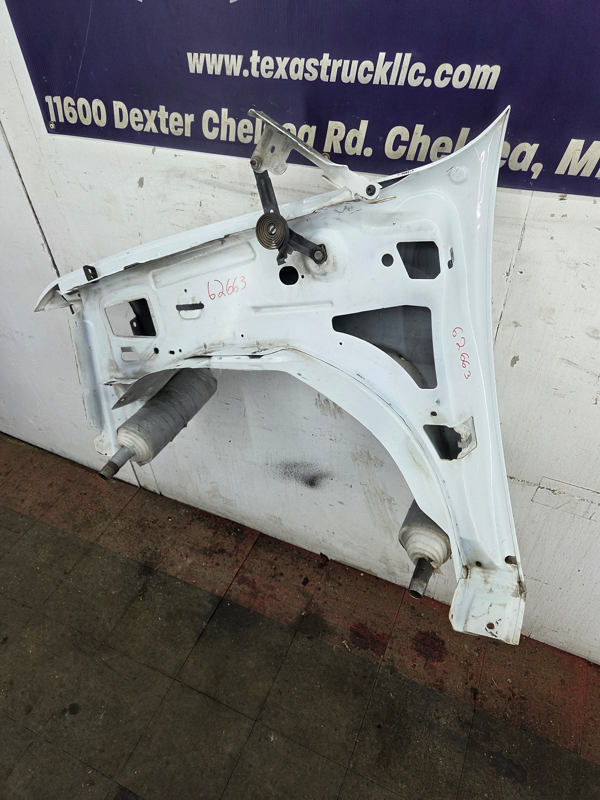 2007-2013 Chevrolet Silverado Passenger Side Front RH Fender 1500 2500 3500 HD
