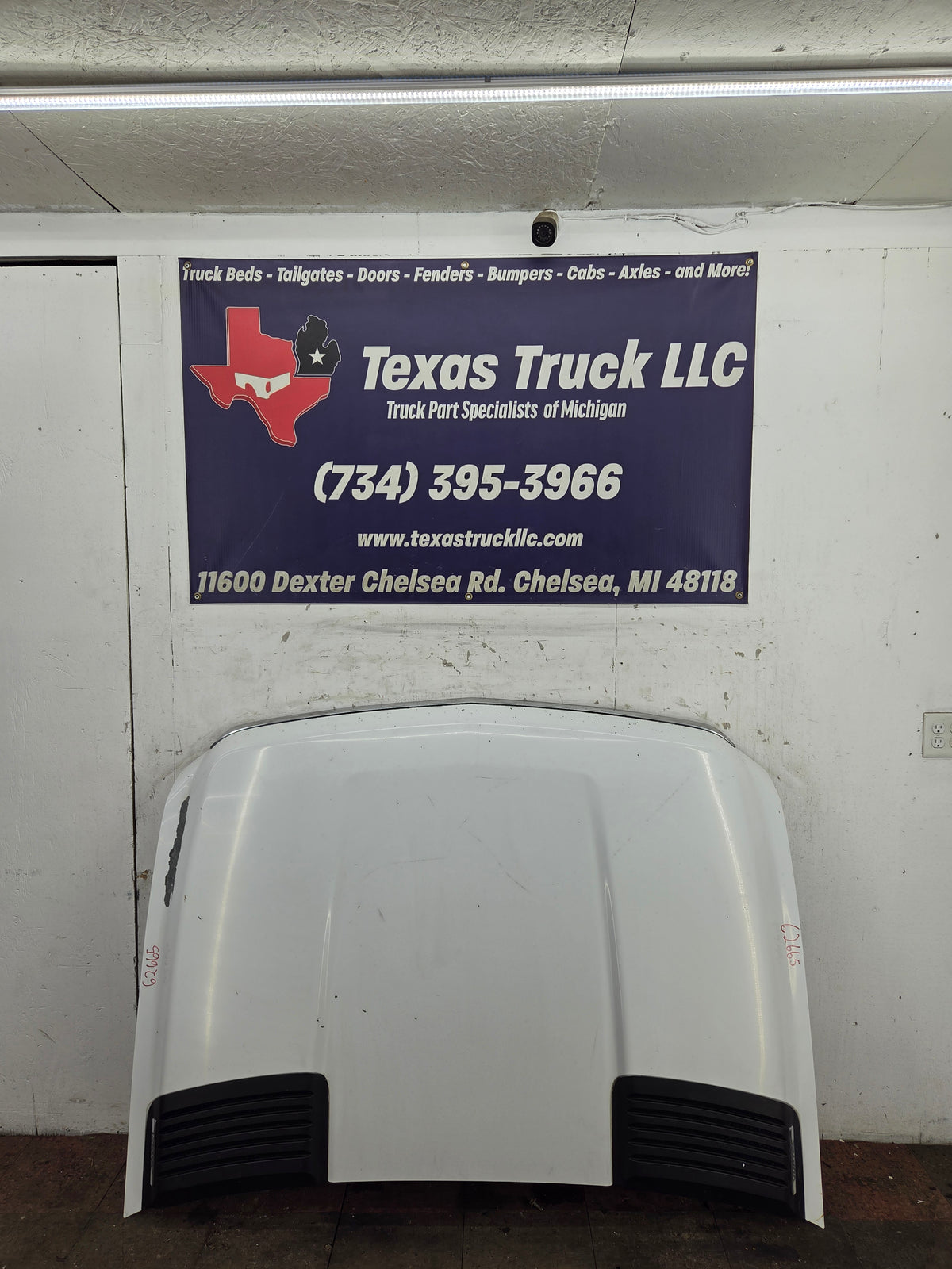 2011-2014 Chevrolet Silverado 2500 HD 3500HD Hood