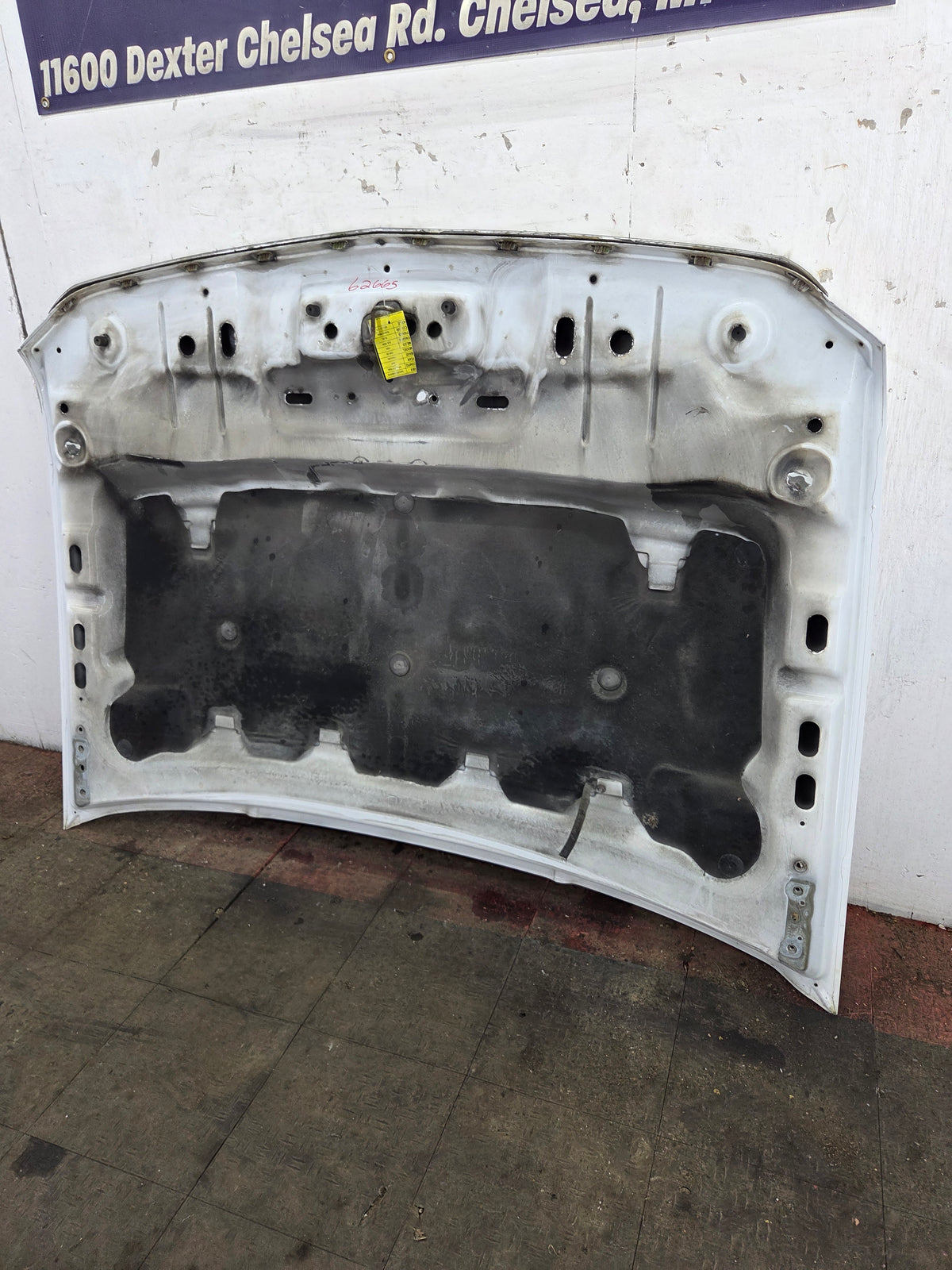 2011-2014 Chevrolet Silverado 2500 HD 3500HD Hood