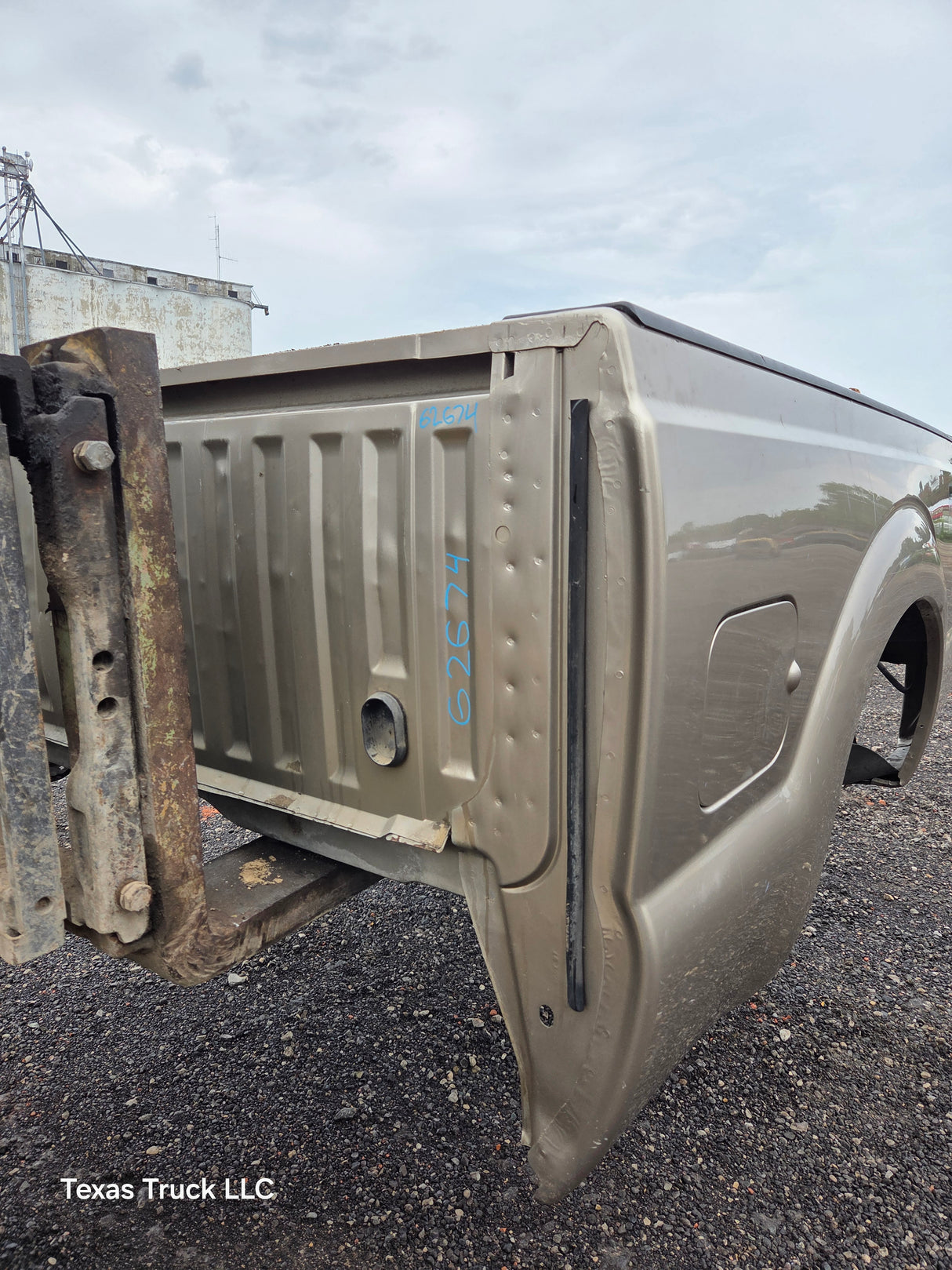 2011-2016 Ford F250 F350 Super Duty 6' 9" Short Truck Bed