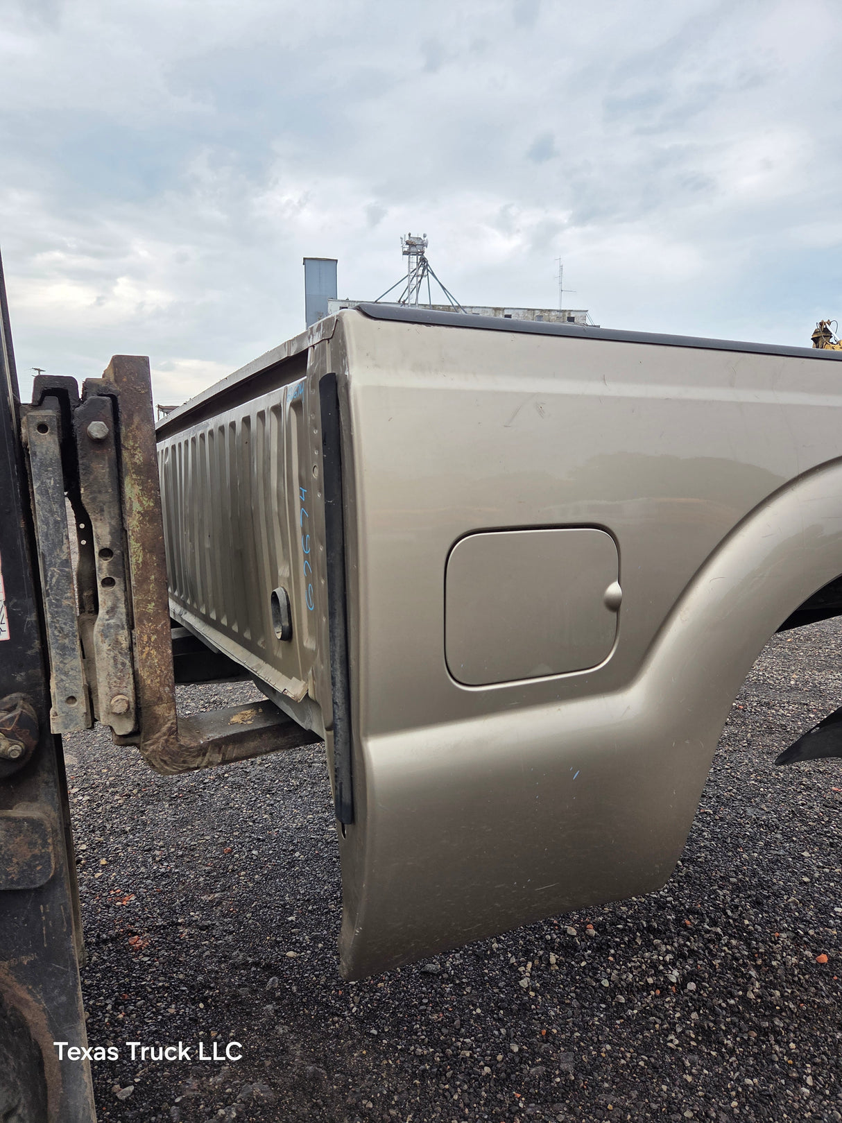2011-2016 Ford F250 F350 Super Duty 6' 9" Short Truck Bed
