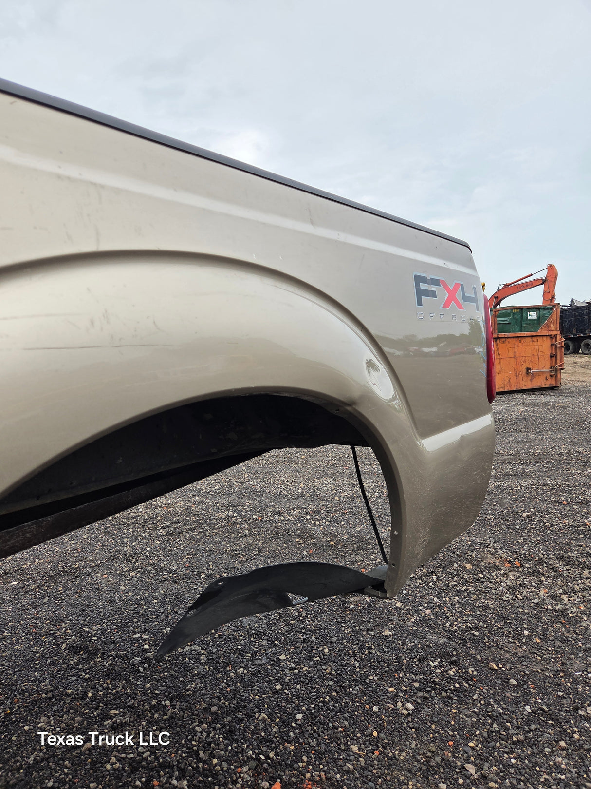 2011-2016 Ford F250 F350 Super Duty 6' 9" Short Truck Bed