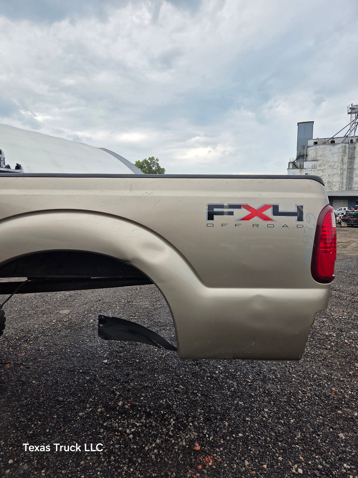 2011-2016 Ford F250 F350 Super Duty 6' 9" Short Truck Bed
