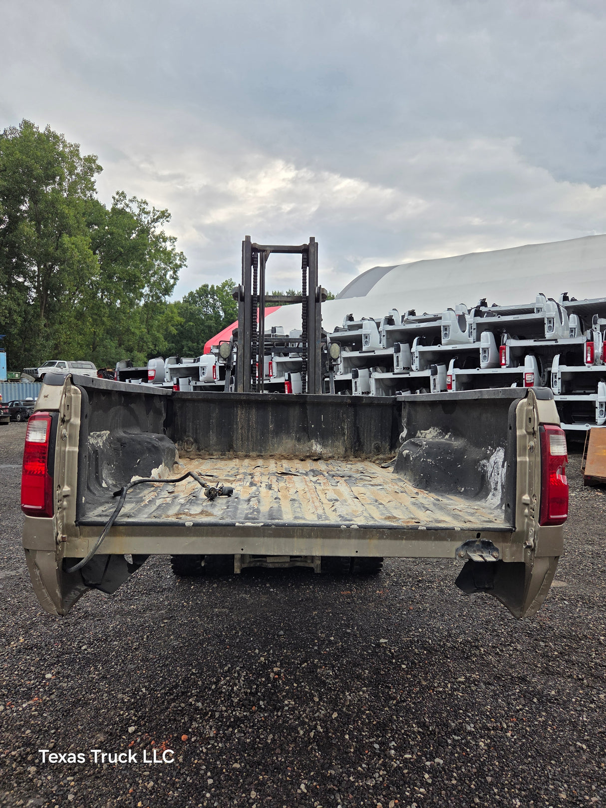2011-2016 Ford F250 F350 Super Duty 6' 9" Short Truck Bed