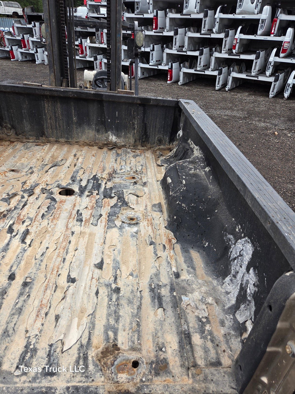2011-2016 Ford F250 F350 Super Duty 6' 9" Short Truck Bed