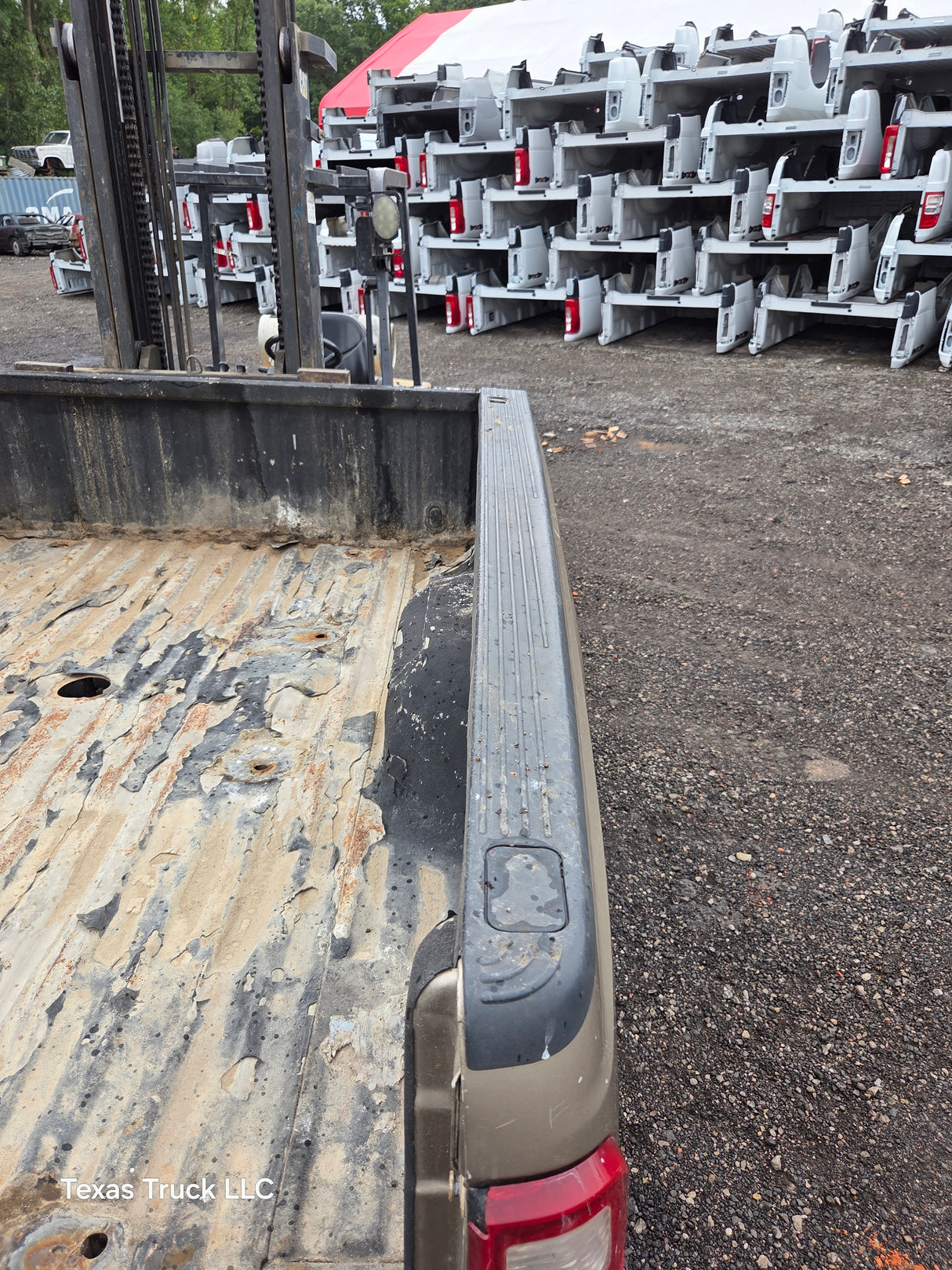 2011-2016 Ford F250 F350 Super Duty 6' 9" Short Truck Bed