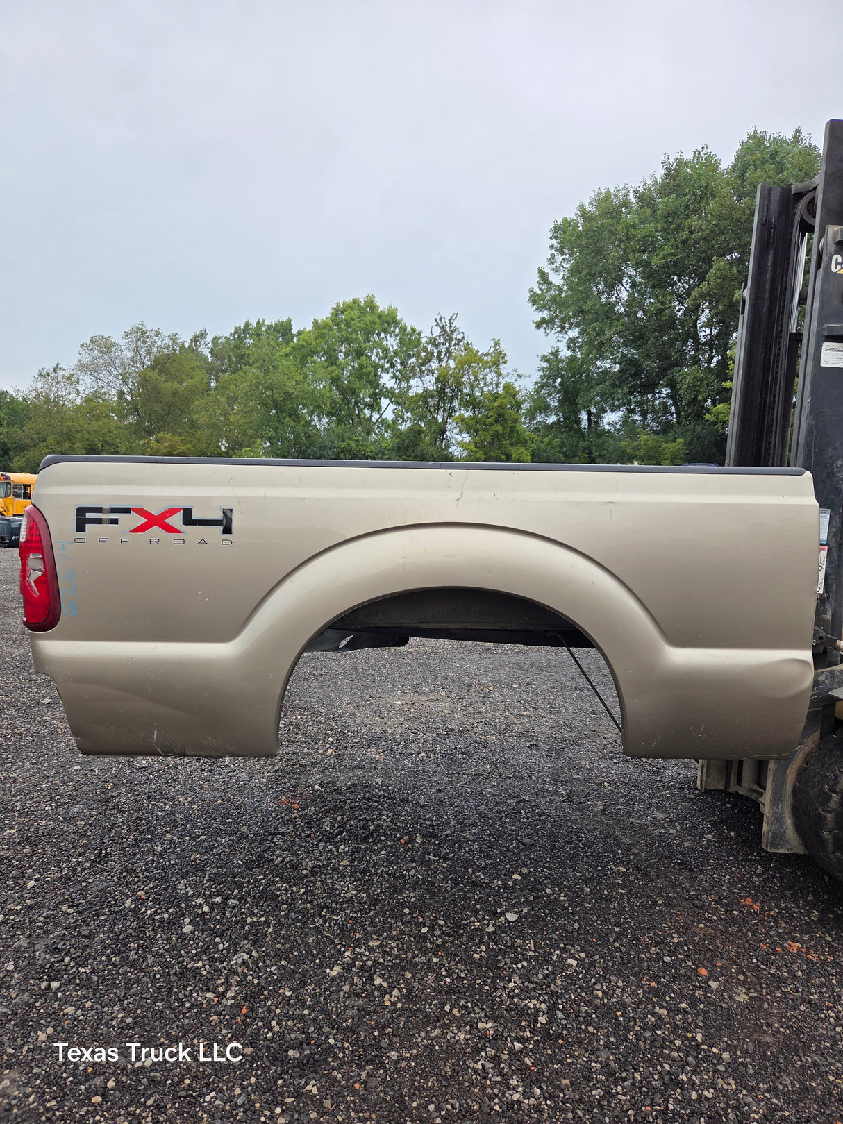 2011-2016 Ford F250 F350 Super Duty 6' 9" Short Truck Bed