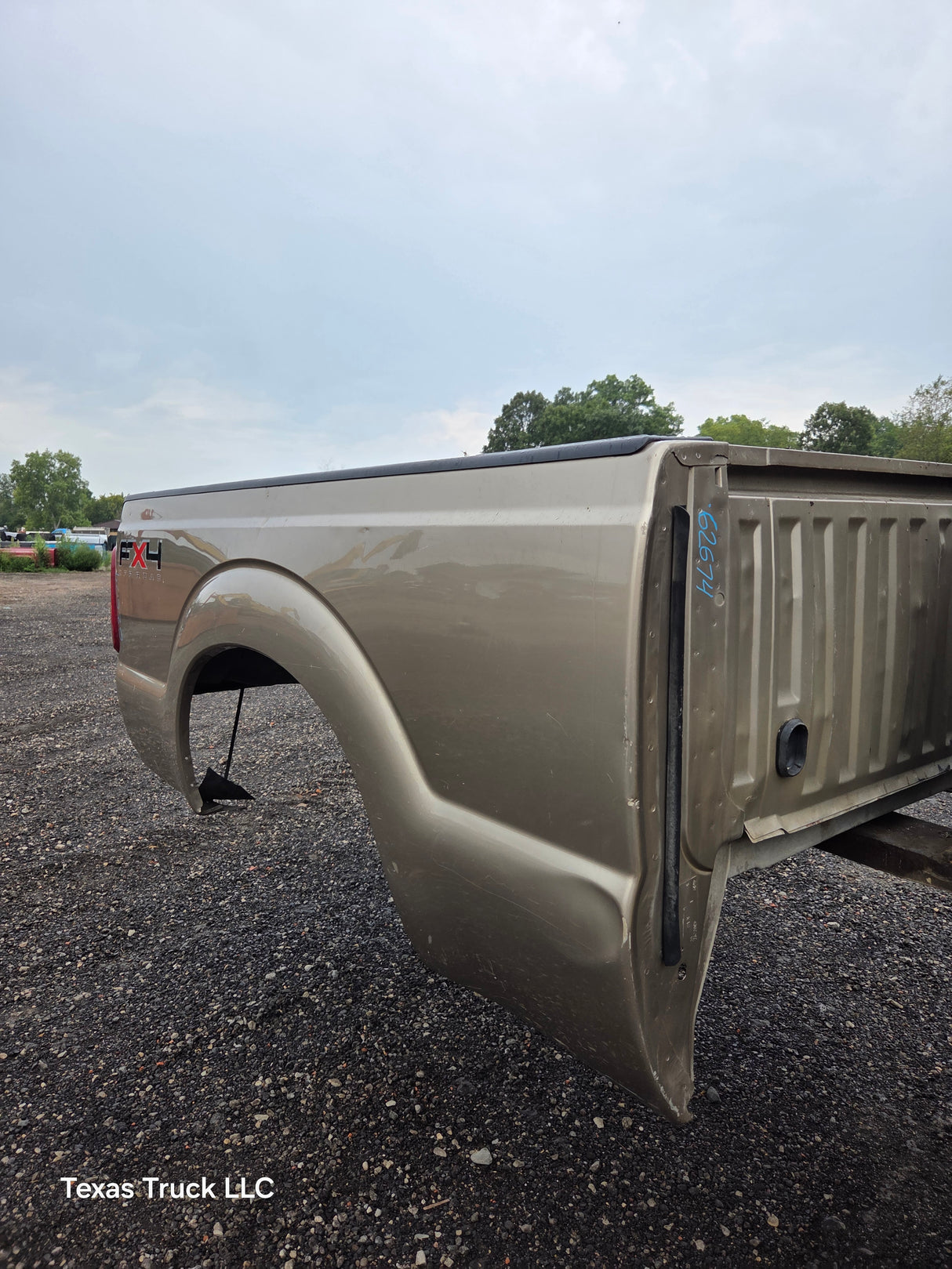 2011-2016 Ford F250 F350 Super Duty 6' 9" Short Truck Bed