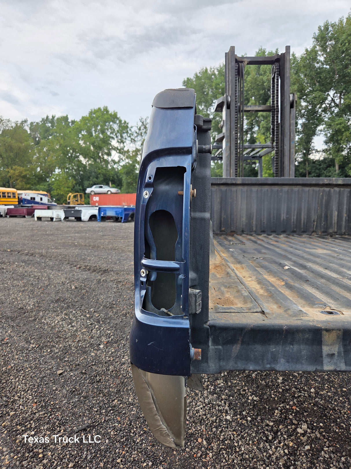 2011-2016 Ford F250 F350 Super Duty 6' 9" Short Truck Bed