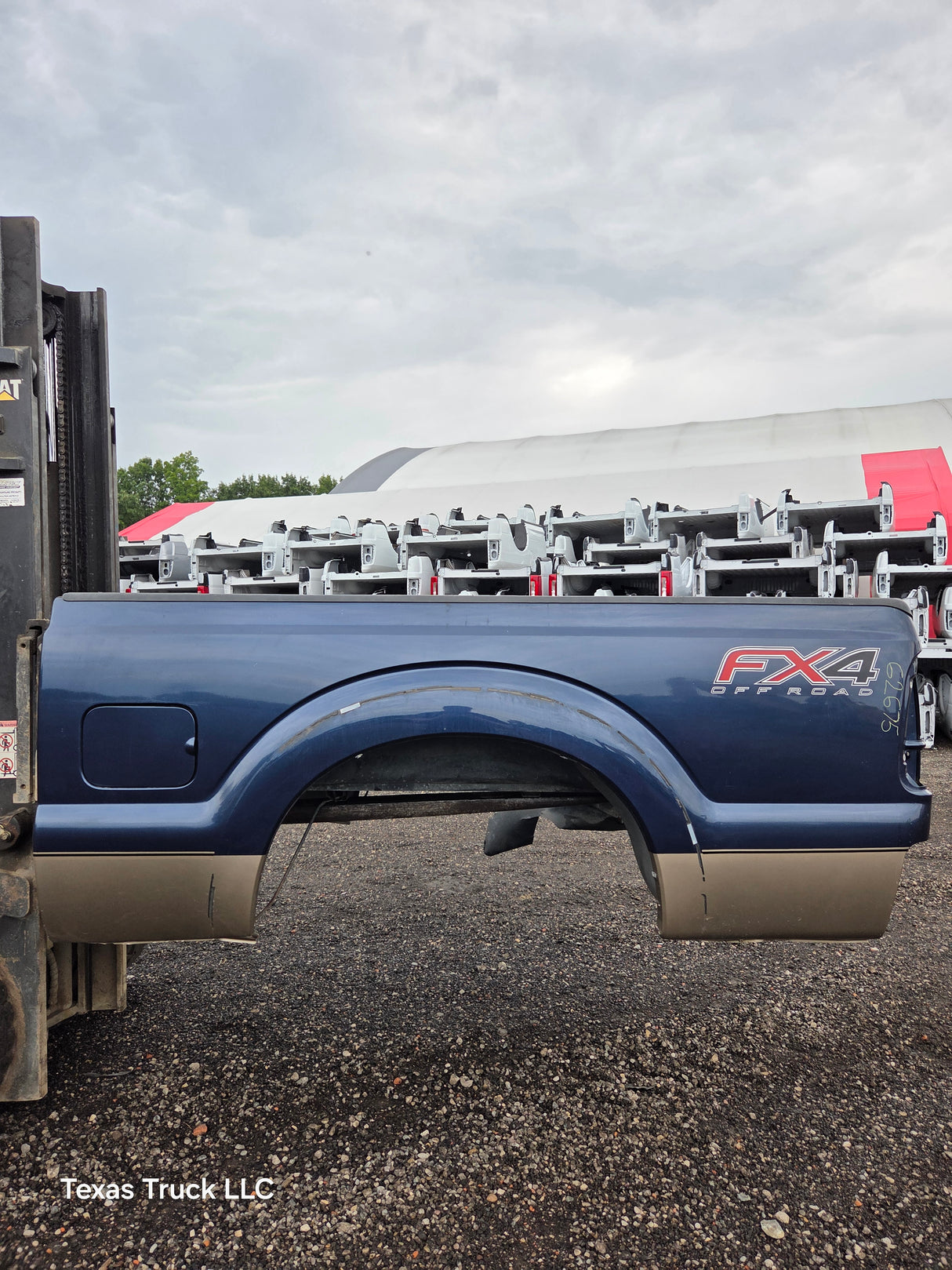 2011-2016 Ford F250 F350 Super Duty 6' 9" Short Truck Bed