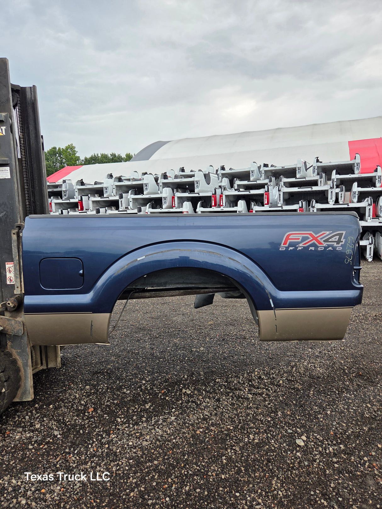 2011-2016 Ford F250 F350 Super Duty 6' 9" Short Truck Bed