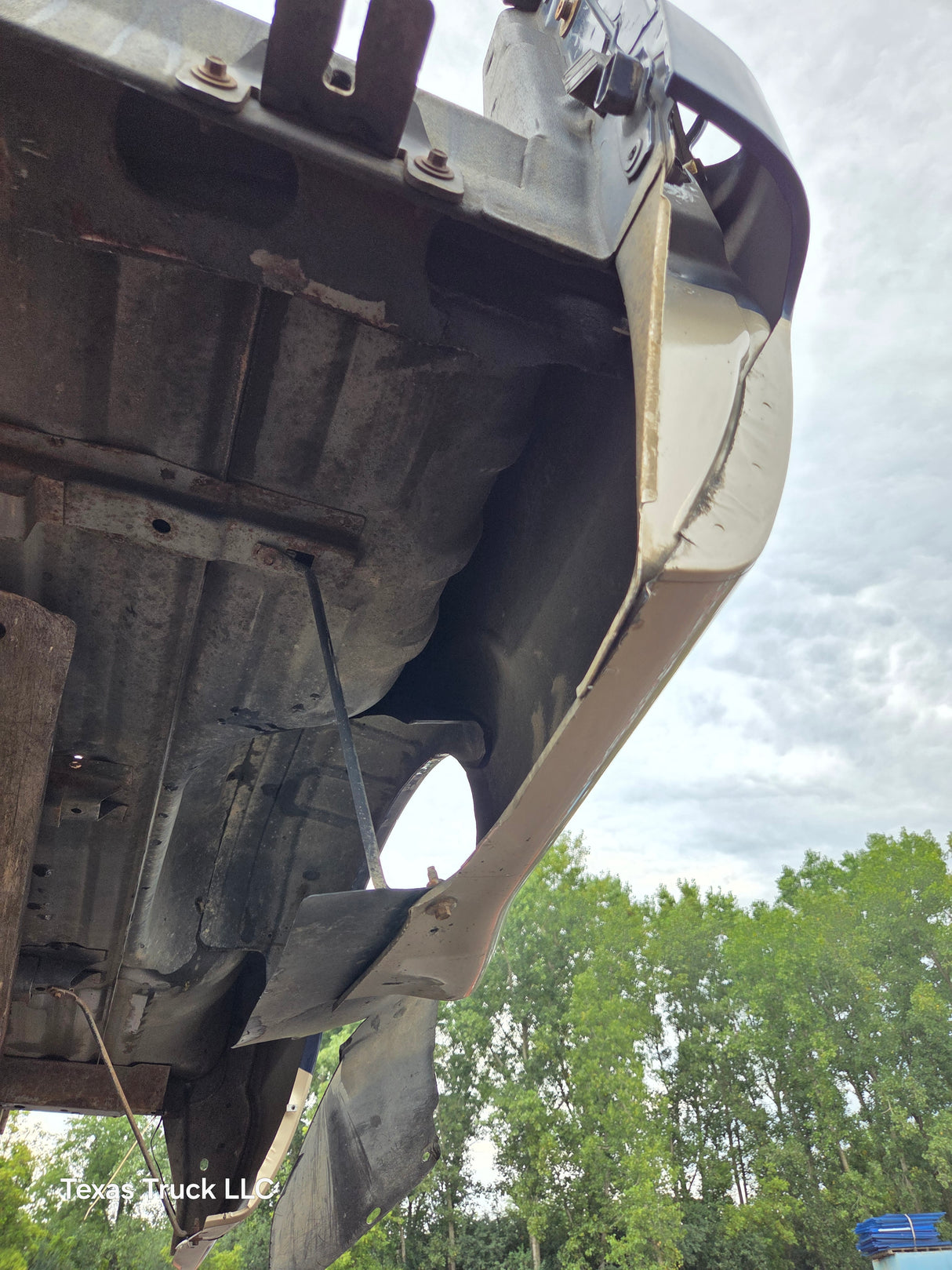 2011-2016 Ford F250 F350 Super Duty 6' 9" Short Truck Bed
