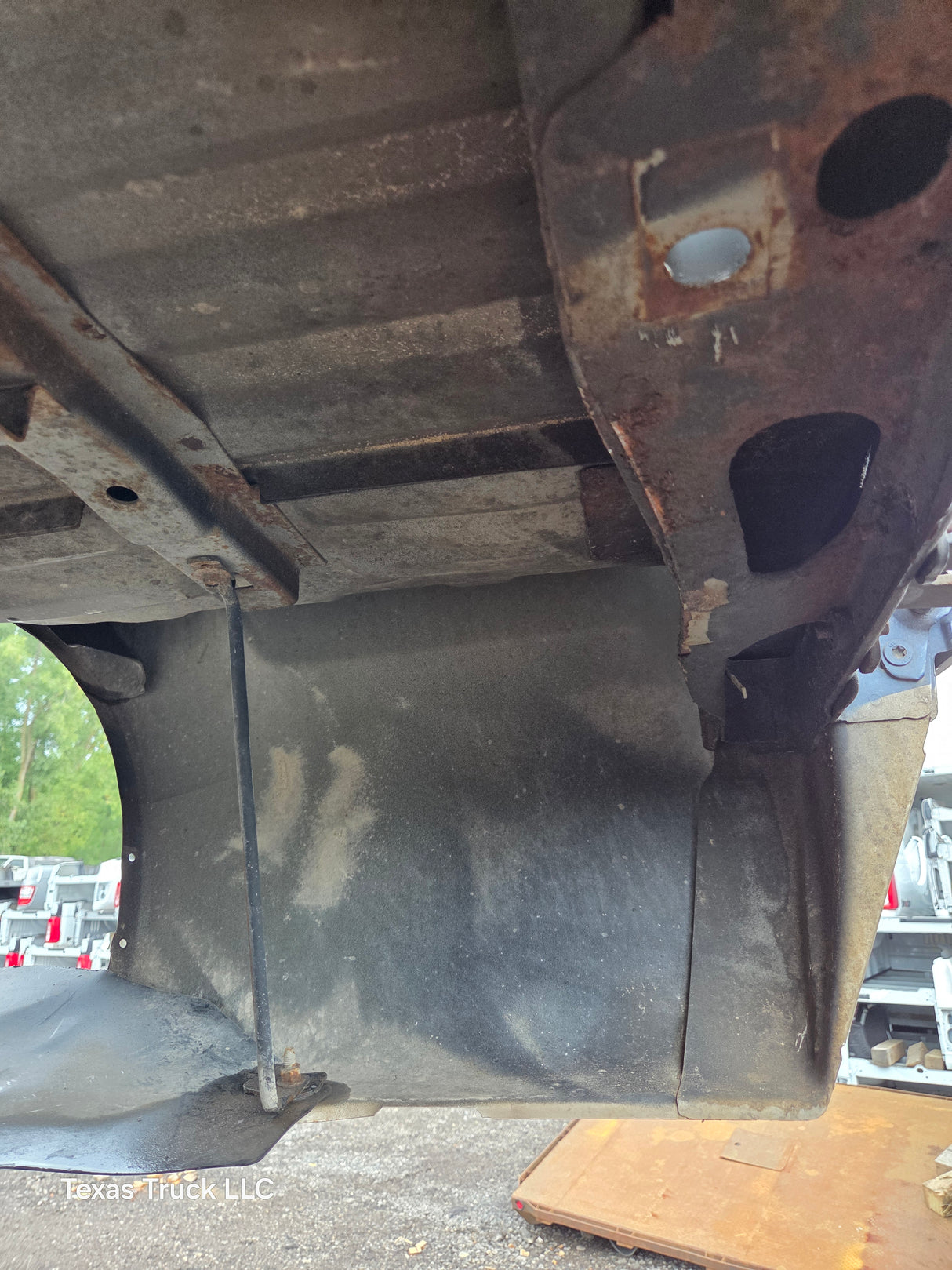 2011-2016 Ford F250 F350 Super Duty 6' 9" Short Truck Bed