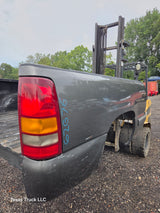 1999-2007 Chevrolet Silverado / GMC Sierra 1500 2500HD 3500HD 6' 6" Short Truck Bed *Damage