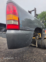 1999-2007 Chevrolet Silverado / GMC Sierra 1500 2500HD 3500HD 6' 6" Short Truck Bed *Damage