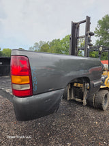 1999-2007 Chevrolet Silverado / GMC Sierra 1500 2500HD 3500HD 6' 6" Short Truck Bed *Damage