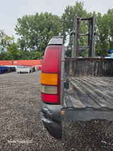 1999-2007 Chevrolet Silverado / GMC Sierra 1500 2500HD 3500HD 6' 6" Short Truck Bed *Damage