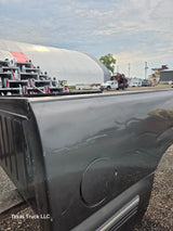 1999-2007 Chevrolet Silverado / GMC Sierra 1500 2500HD 3500HD 6' 6" Short Truck Bed *Damage