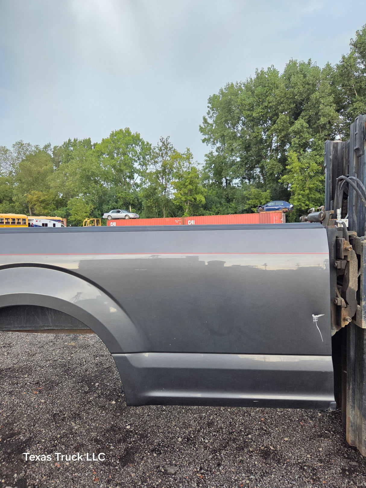 2015-2020 Ford F150 8' Long Bed Without Wheel Lip Molding - Magnetic Grey *Damage