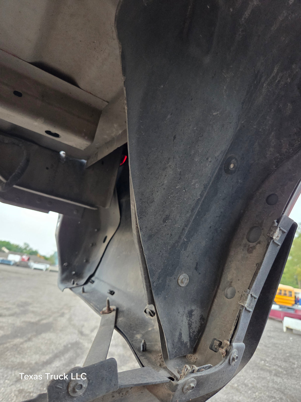 2015-2020 Ford F150 8' Long Bed Without Wheel Lip Molding - Magnetic Grey *Damage