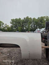 2007-2013 Chevrolet Silverado 1500 2500 3500 HD 6' 6" Short Truck Bed - Fine Silver Birch Metallic