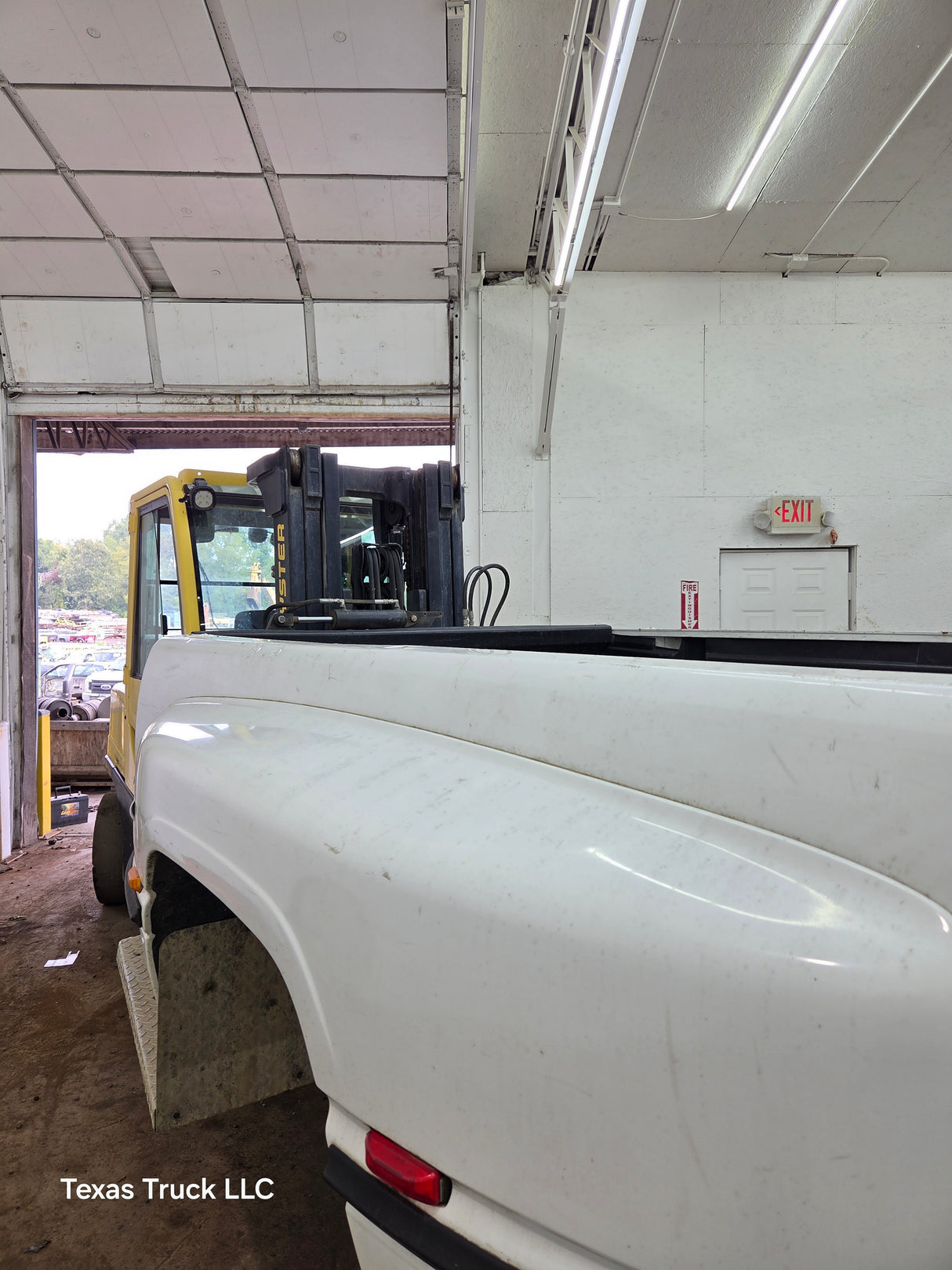 1994-2002 Dodge Ram 3500 2nd Gen Dually 8' Long Truck Bed - Bright White Clear Coat